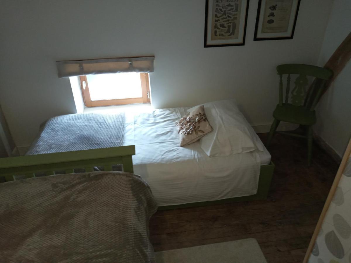 Chez Gondat Chambre D'Hotes Saint-Martial-sur-Isop 외부 사진