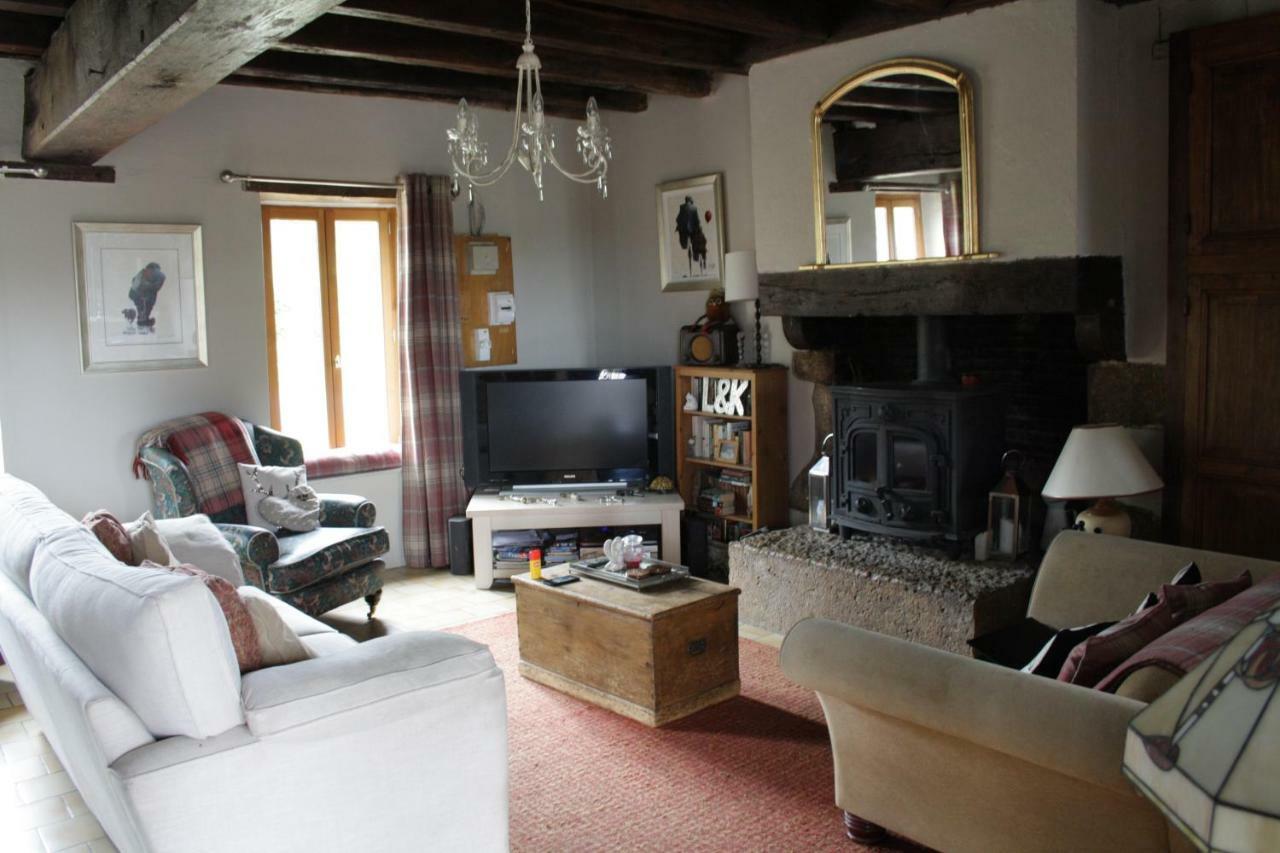 Chez Gondat Chambre D'Hotes Saint-Martial-sur-Isop 외부 사진
