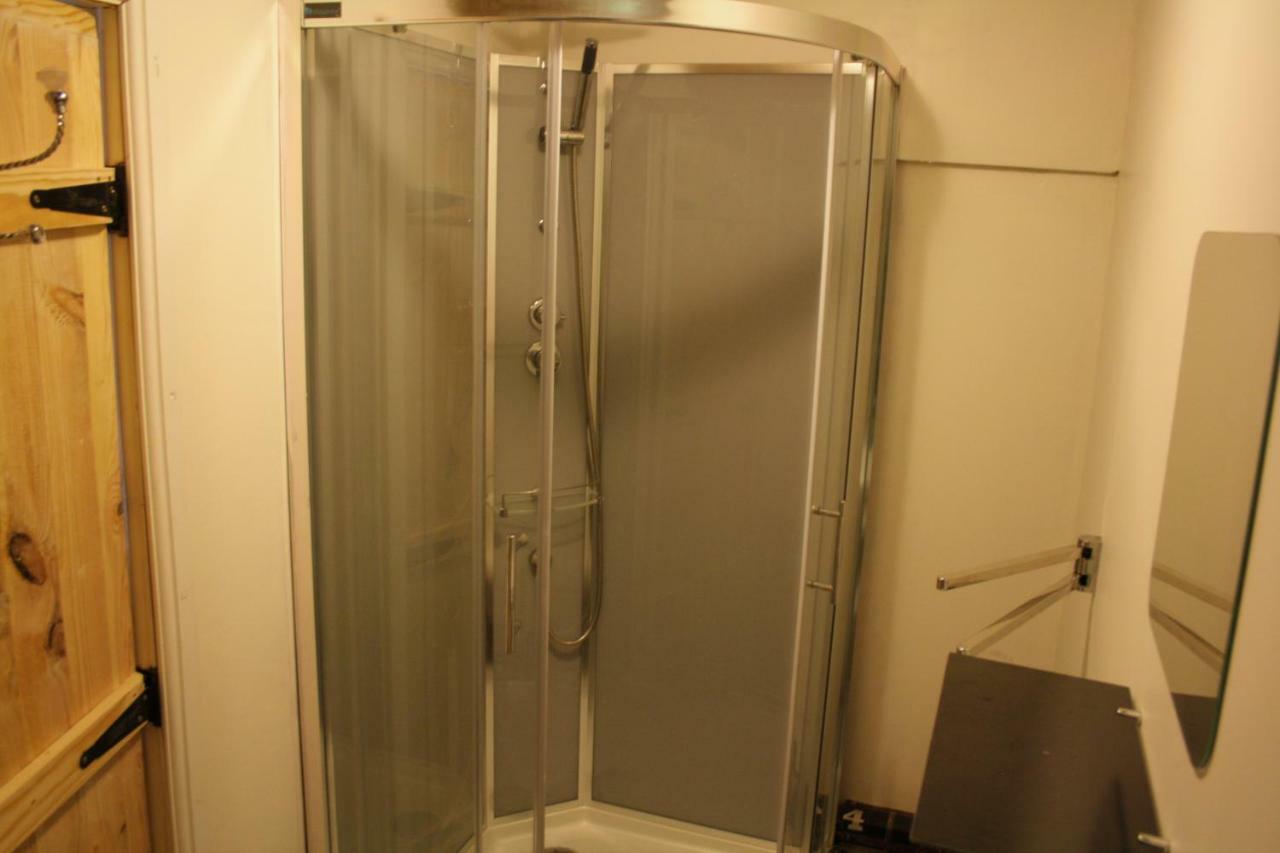 Chez Gondat Chambre D'Hotes Saint-Martial-sur-Isop 외부 사진